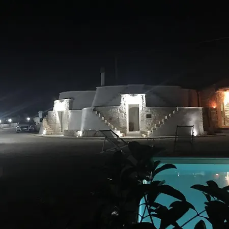 別荘 Trullo Ramunno オストゥーニ